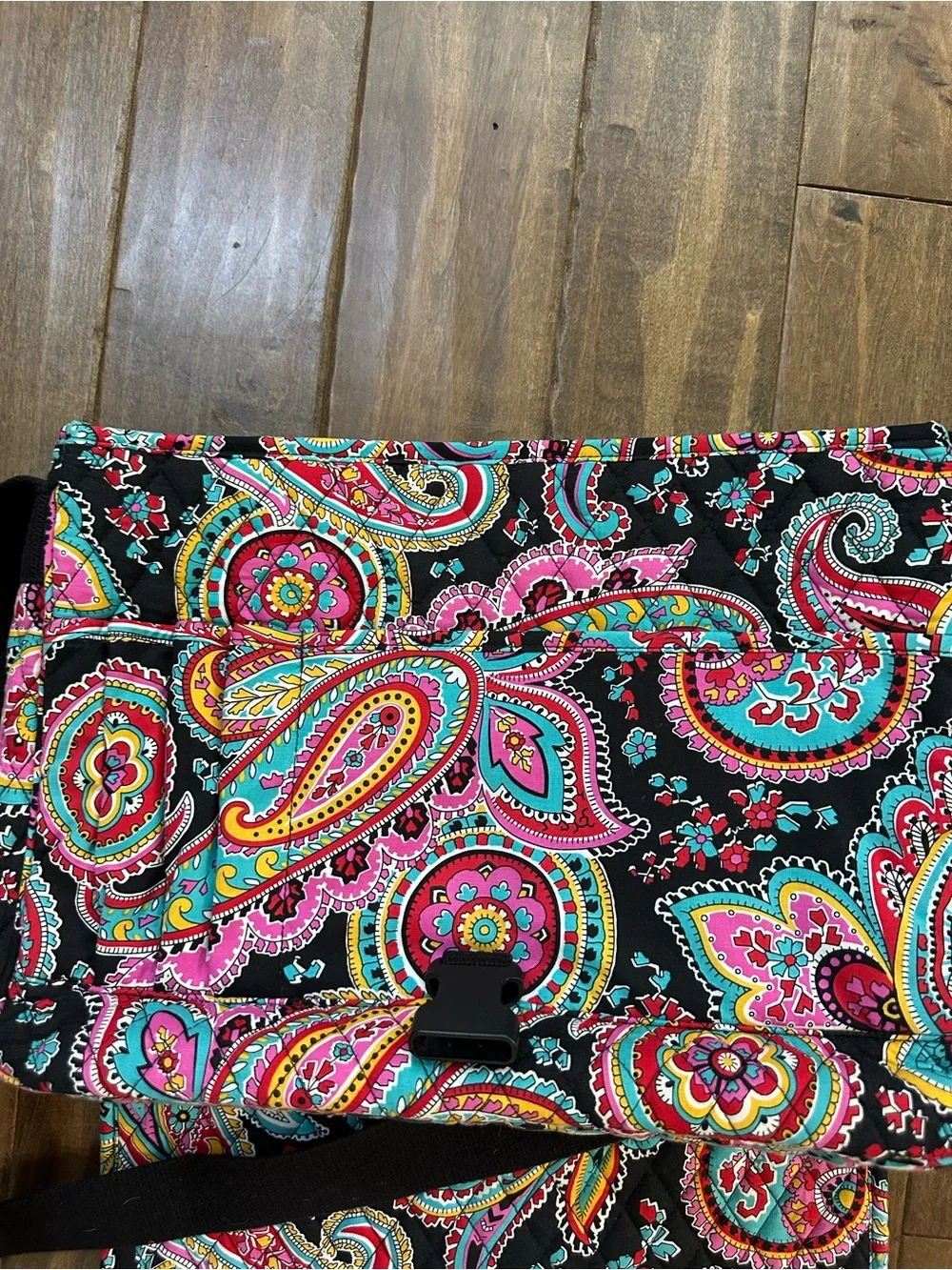 Vera Bradley Parisian Paisley Quilted Messenger Laptop Commuter Bag EUC